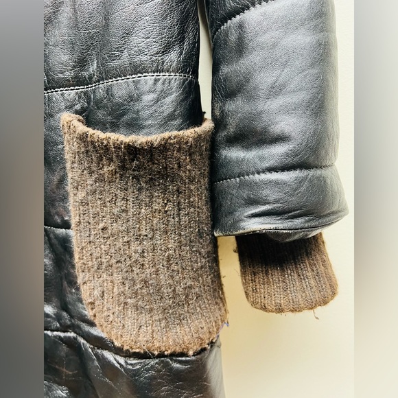 VINTAGE CHARLOTTE SOLNICKI LEATHER  COAT W/ Knit Elbow Patches And Pocket  XS - Picture 3 of 16